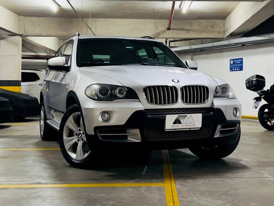 BMW X5 4.8 I SPORT 4X4 V8 32V GASOLINA 4P AUTOMÁTICO
